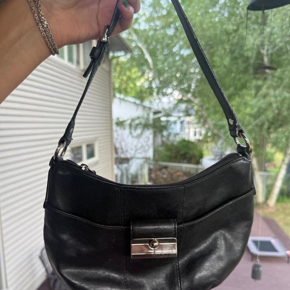 Vintage black leather coach kristin